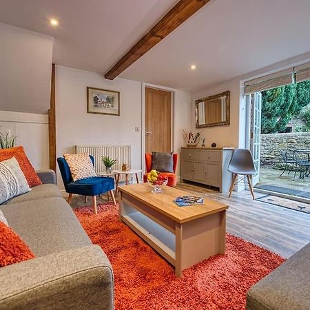 Delightful Two-Bedroom Cottage In The Heart Of Bakewell Esterno foto
