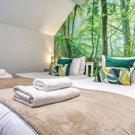 Delightful Two-Bedroom Cottage In The Heart Of Bakewell Esterno foto