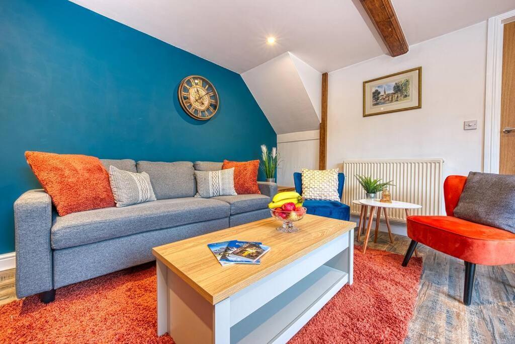 Delightful Two-Bedroom Cottage In The Heart Of Bakewell Esterno foto